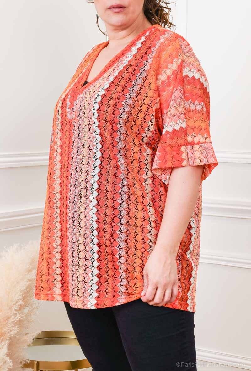 Broderad stickad blus med batwingärmar i stor storlek