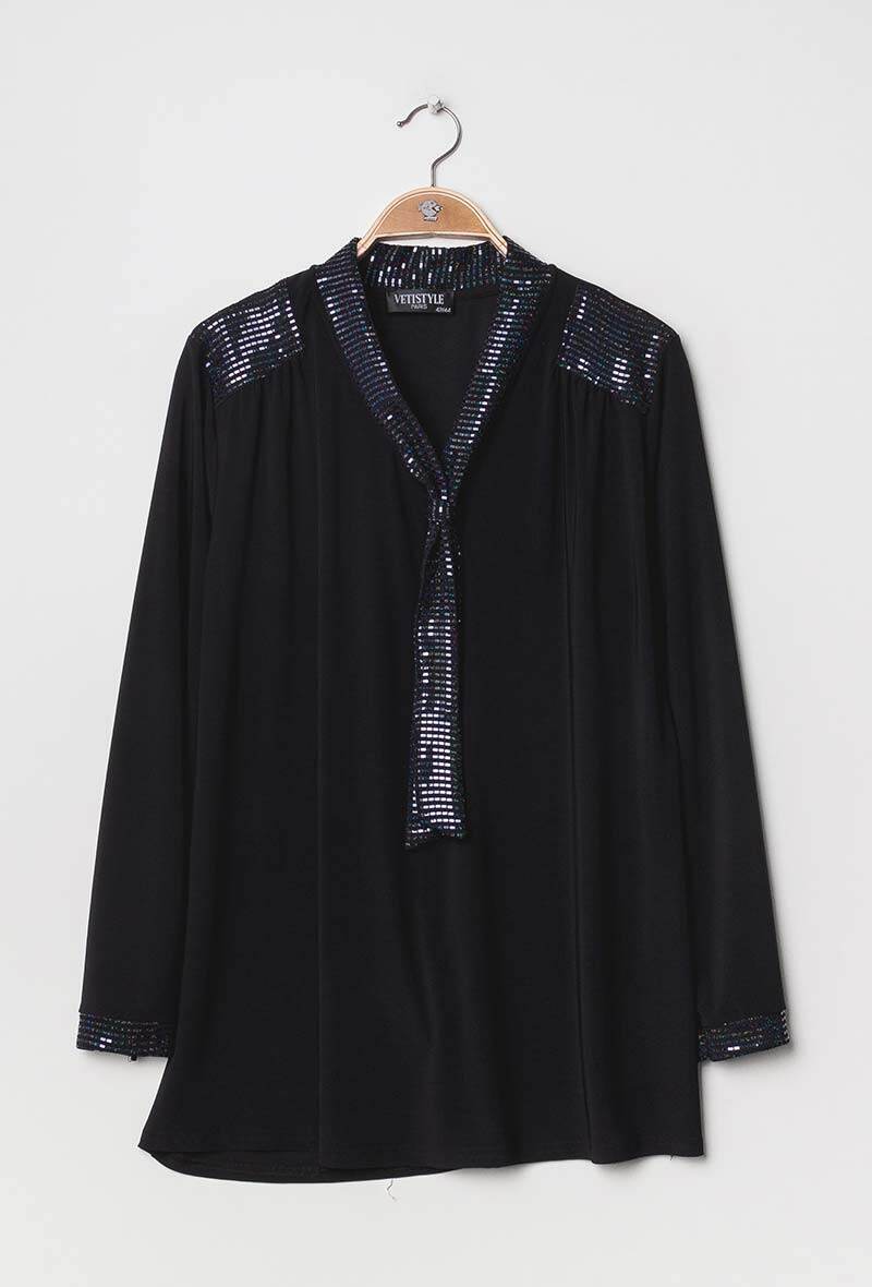 Blus med knytkrage i Stor Storlek