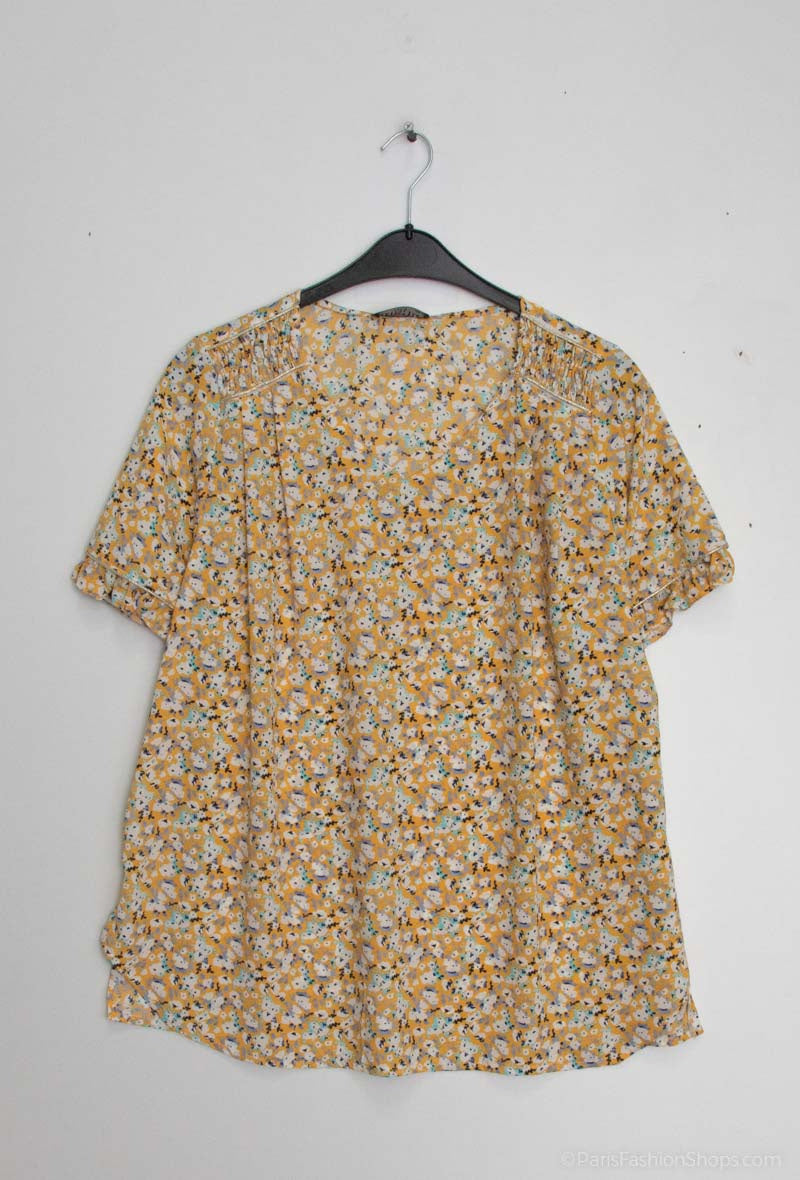 V-neck printed blouse i Stor Storlek