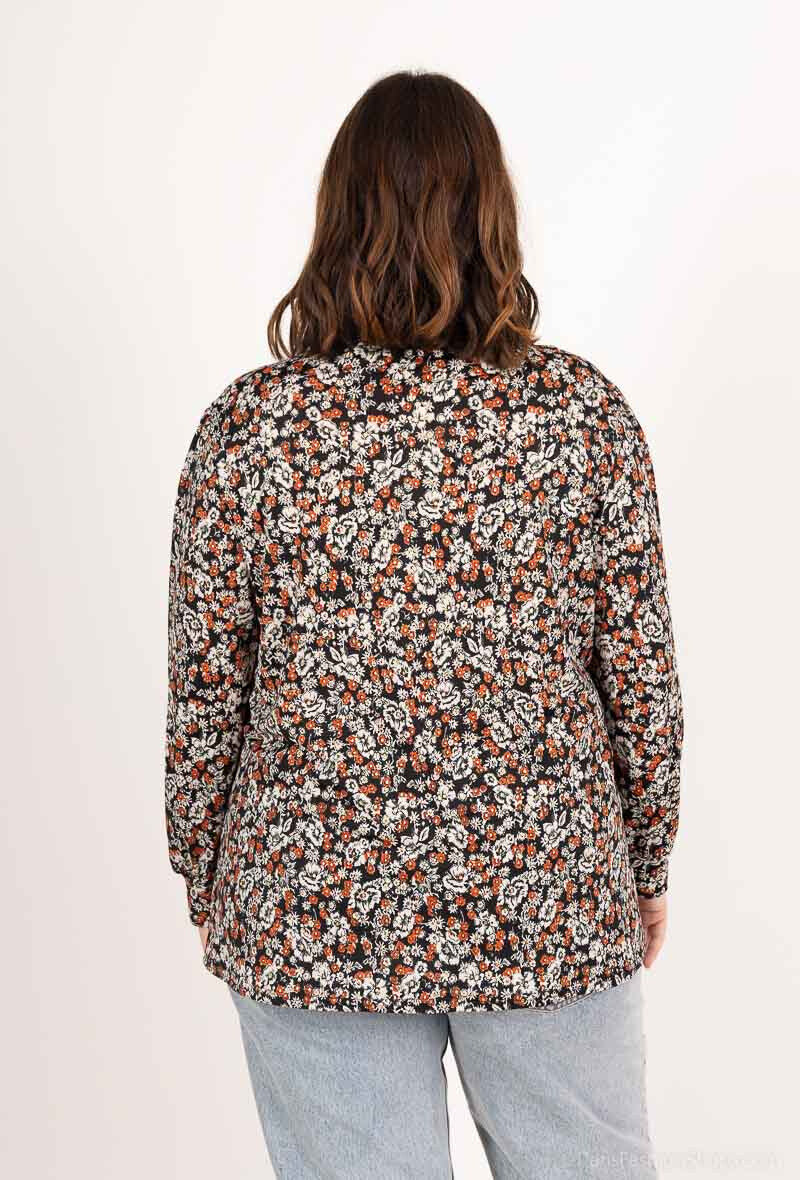 Plus Size V-neck Printed Blouses