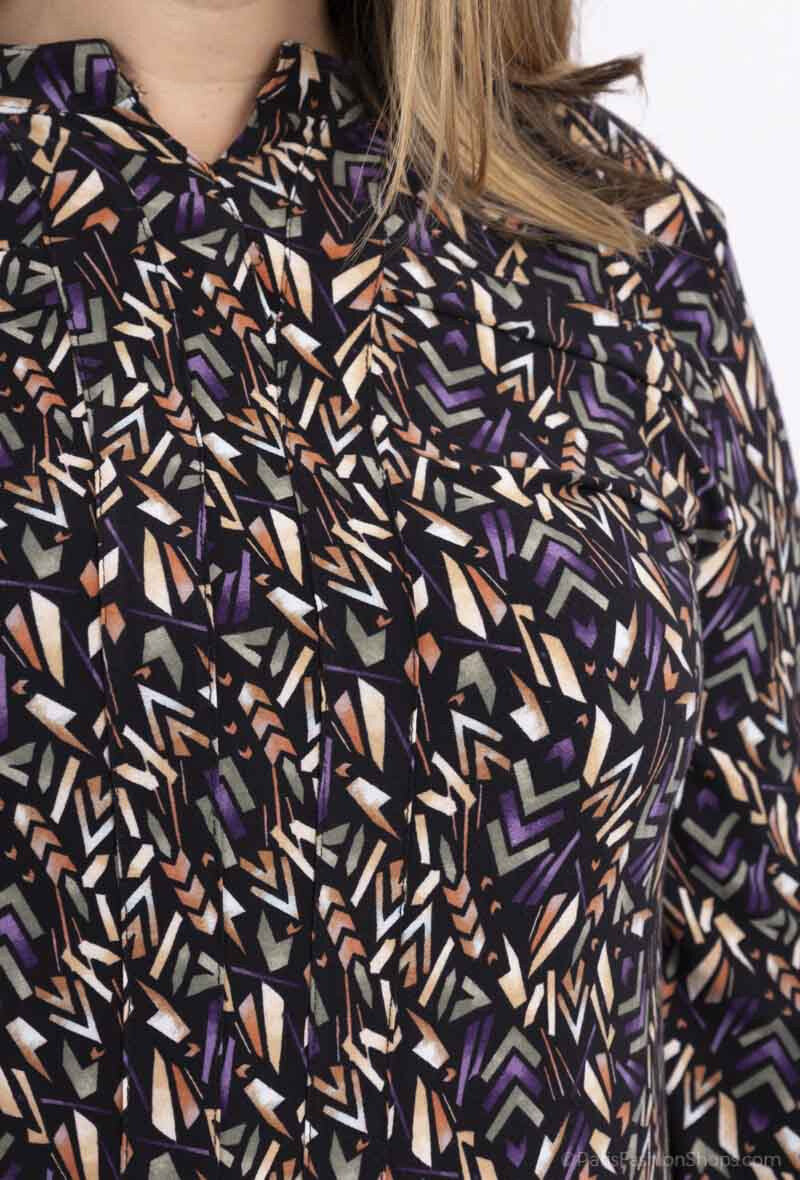 Plus Size Printed V-Neck Blouses