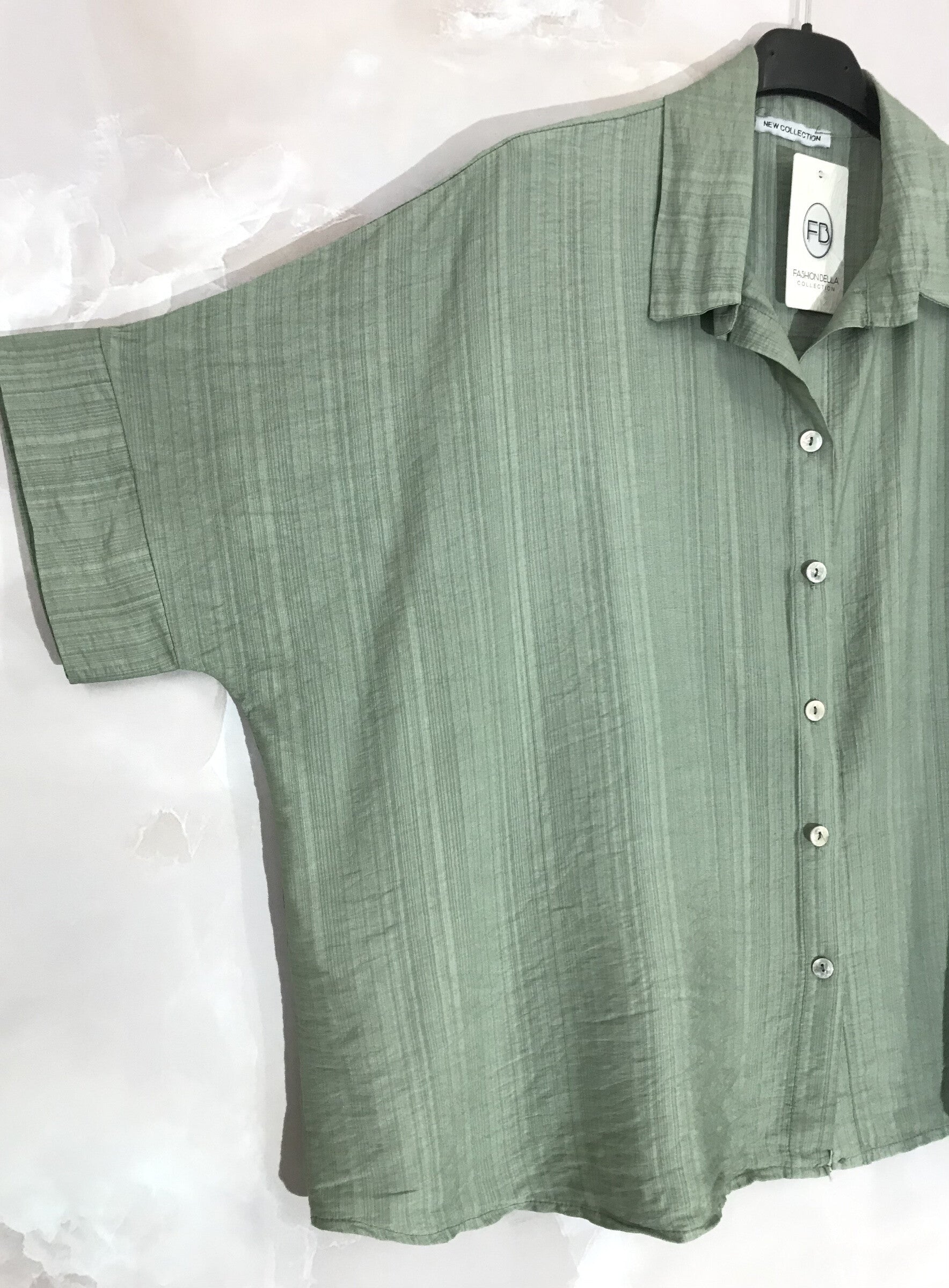 Storskalig Texturerad Kortärmad Skjorta i Storlek T38 till T54+