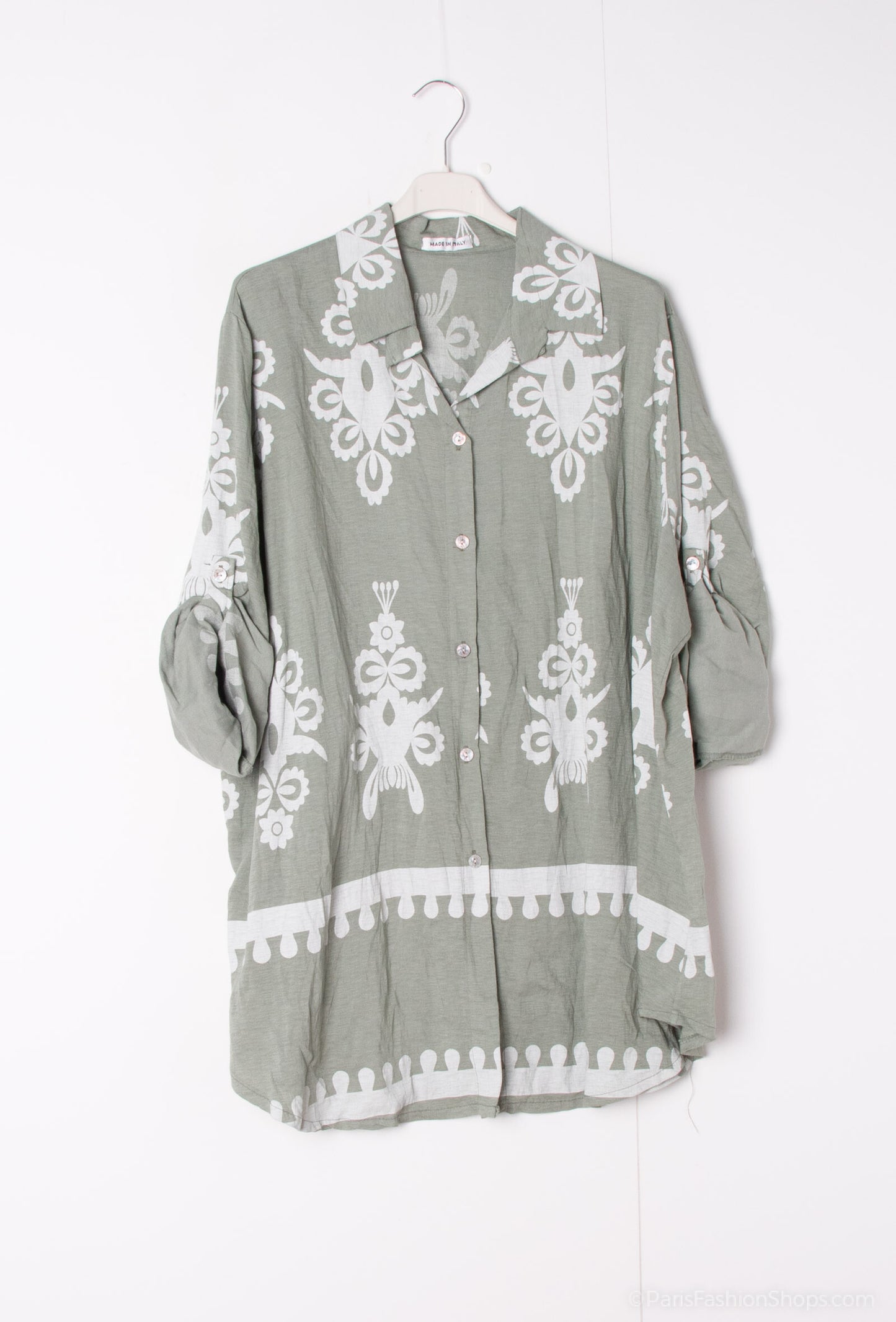 Plus Size Printed viscose crepe shirt.