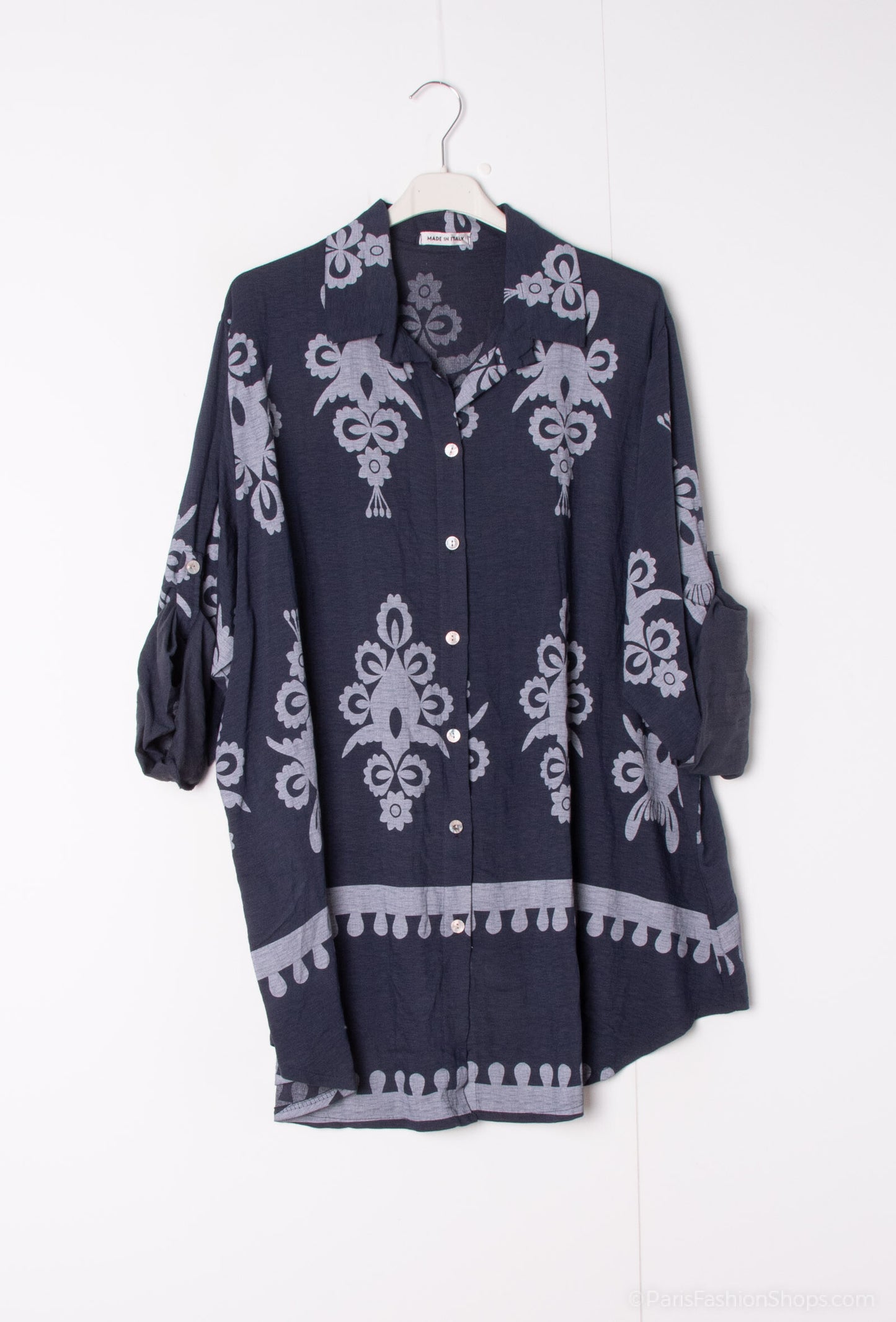 Plus Size Printed viscose crepe shirt.