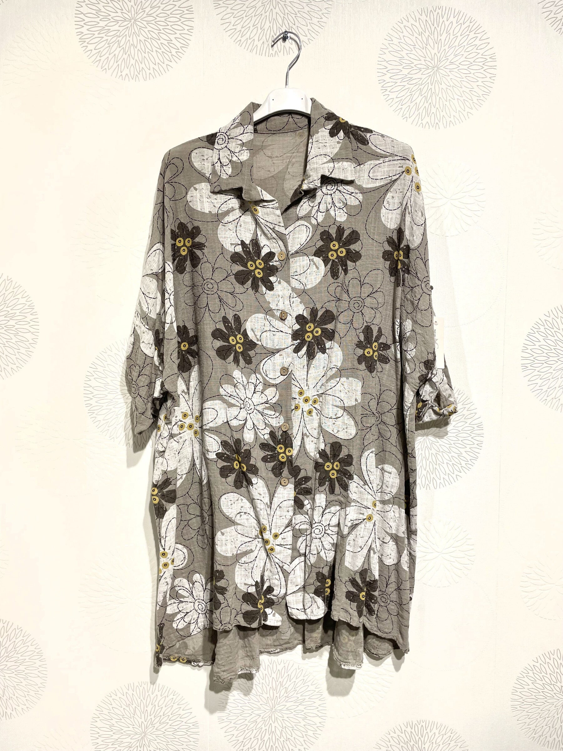 Stor Storlek Skjorta i Marguerite T40 tryckt bomull till T58