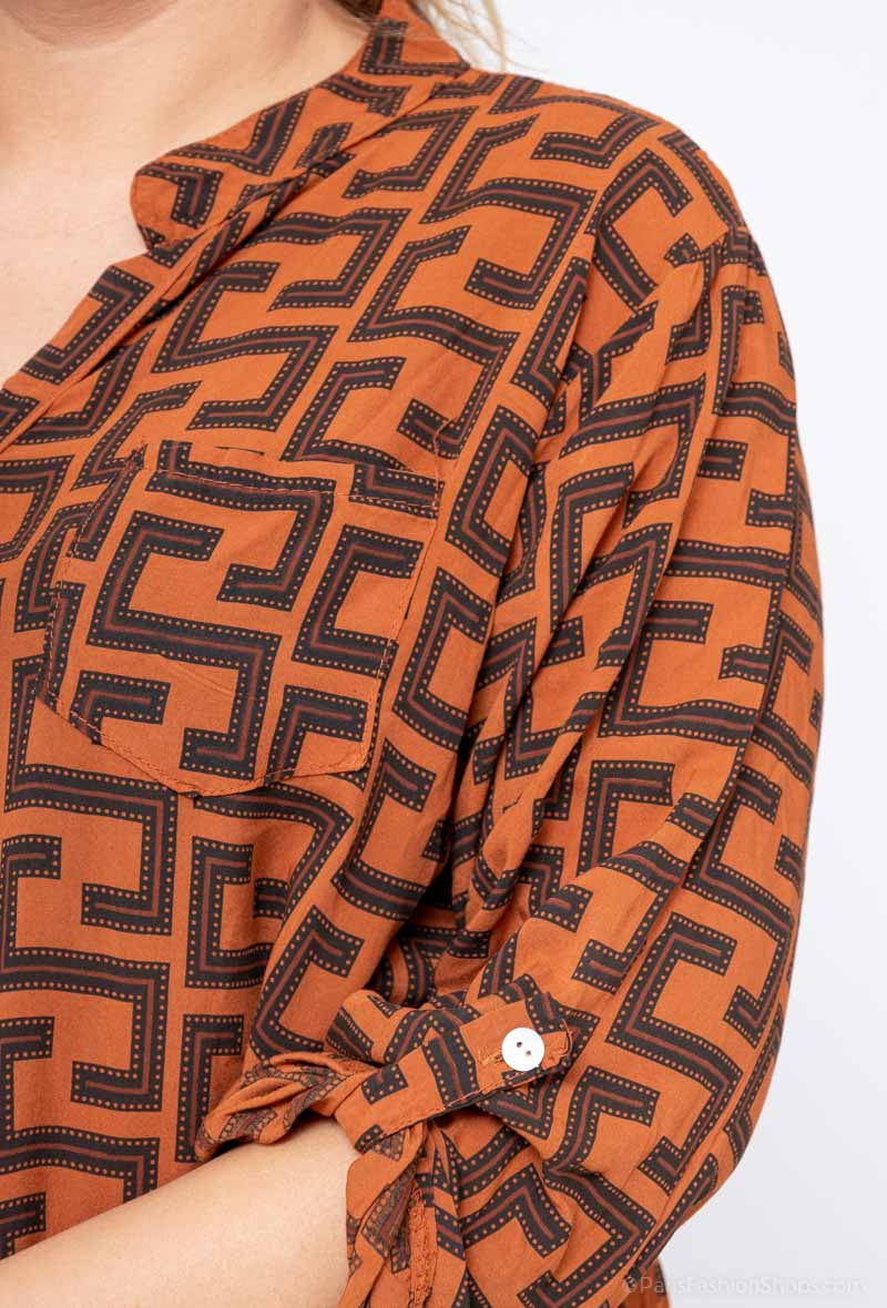 Skjorta i Stor Storlek – Elegant och Bekväm