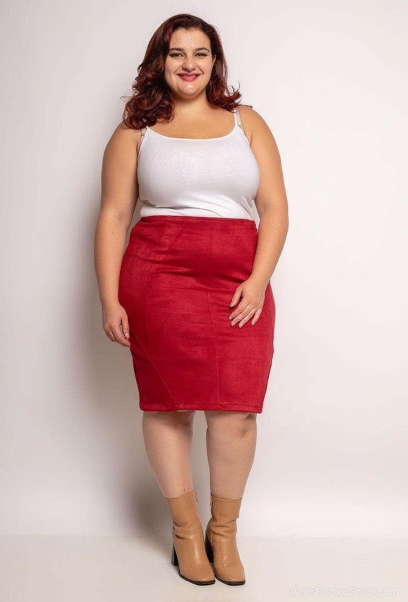 Suede kjol i stor storlek