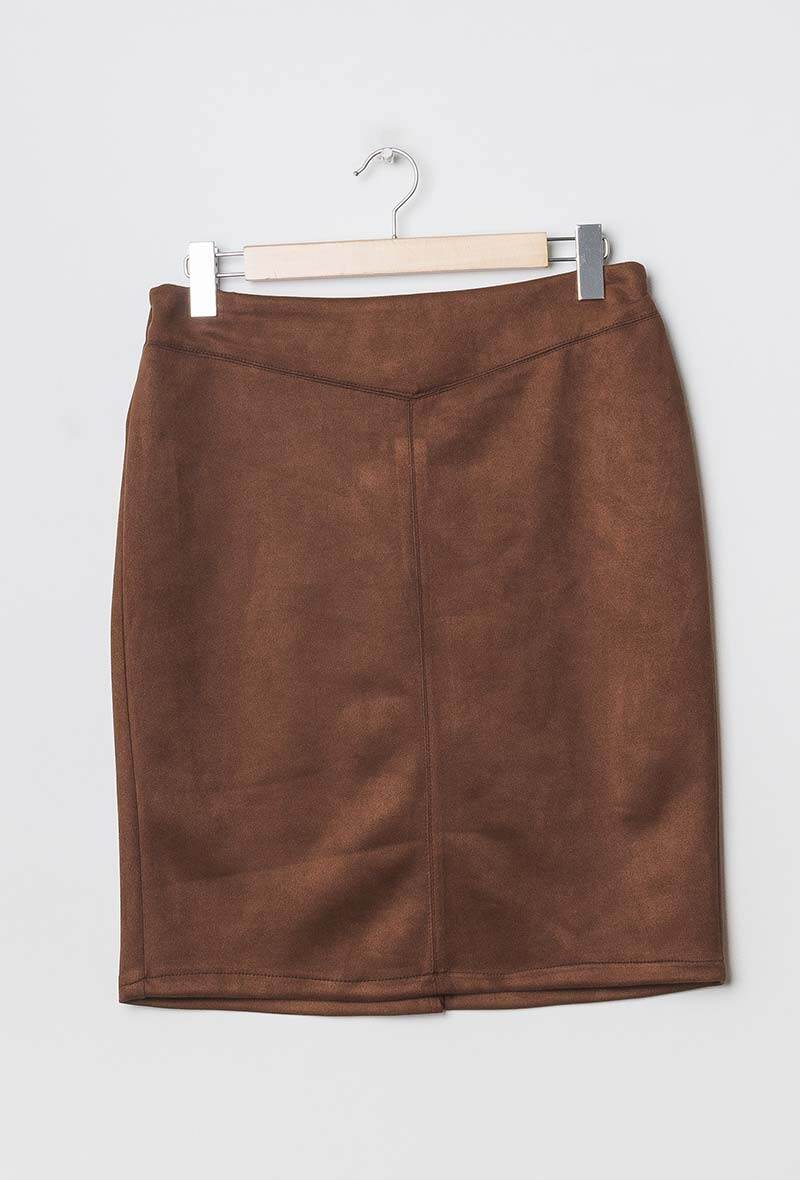Suede kjol i stor storlek