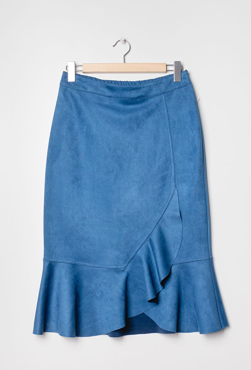 Suede Skirt i Stor Storlek - Elegans och Komfort