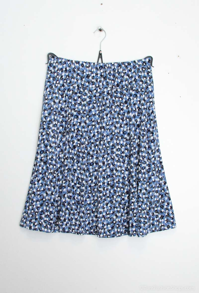 Skirt i Stor Storlek – Perfekt för den moderna kvinnan