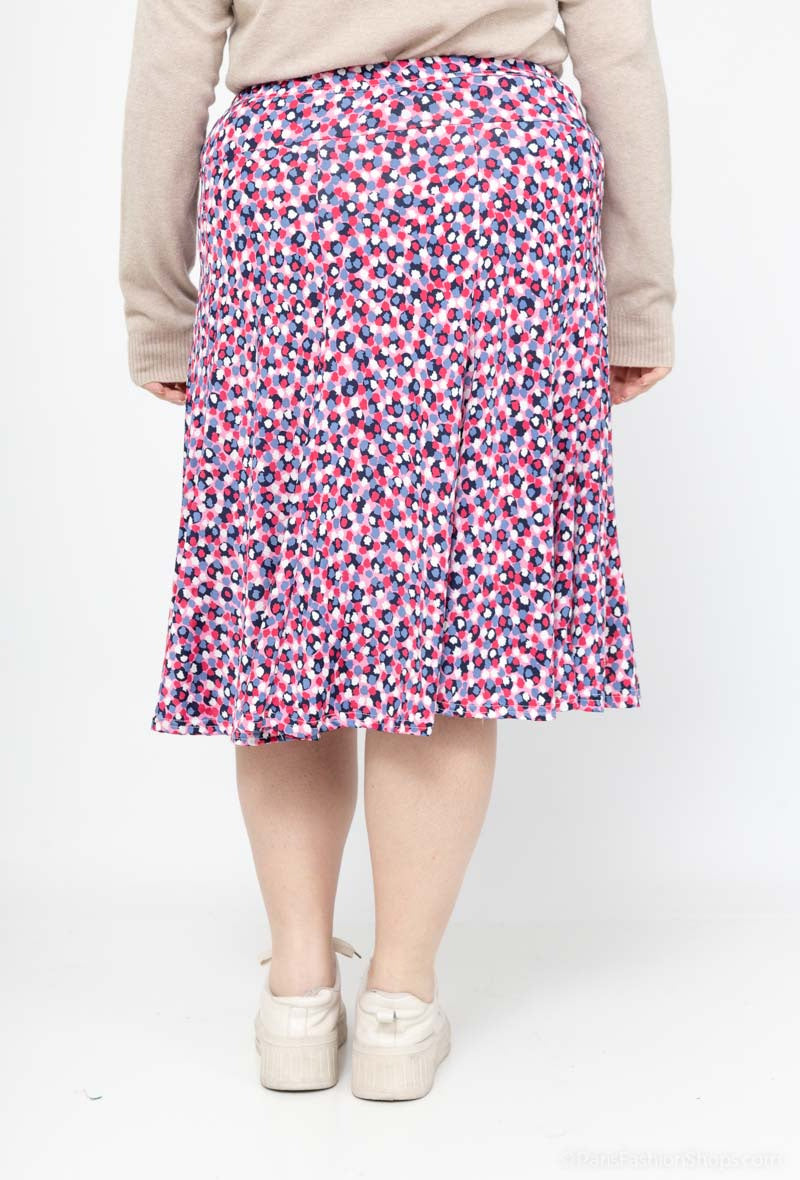 Skirt i Stor Storlek – Perfekt för den moderna kvinnan