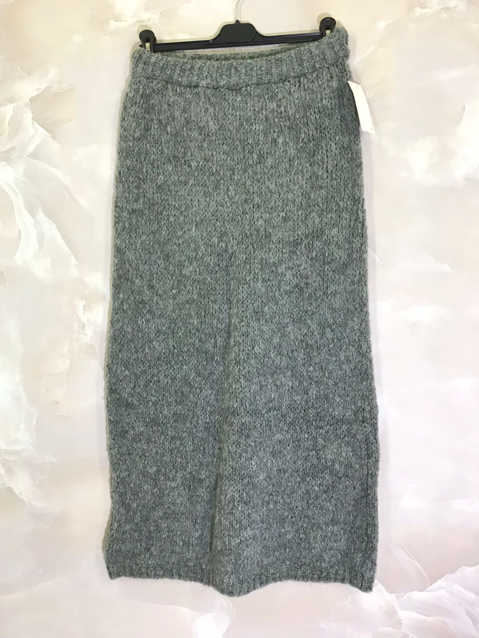 Lång enfärgad stickad kjol i stor storlek