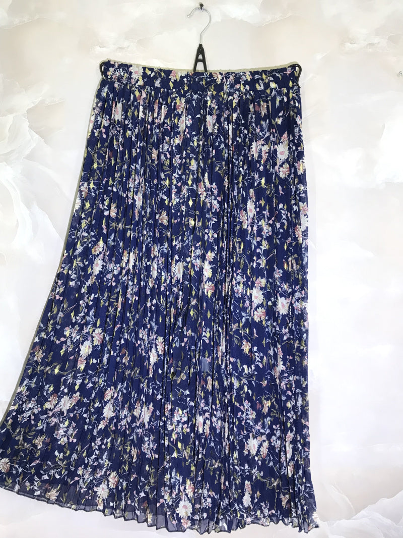 Printed pleated skirt i Stor Storlek