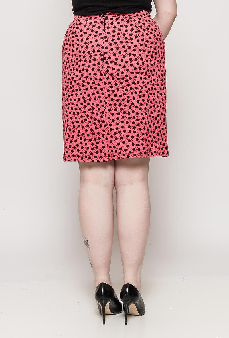 Spotted stretch skirt i Stor Storlek