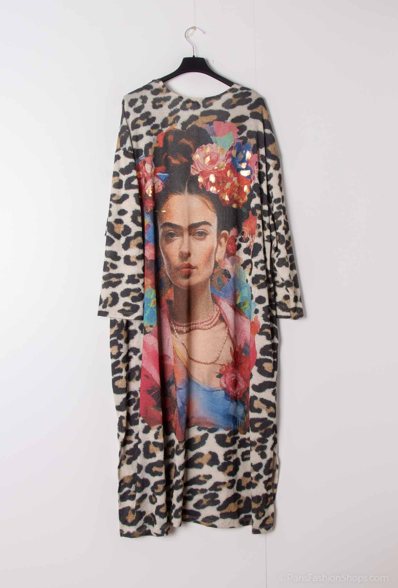 The model is 170cm tall and size 44-46. i Stor Storlek