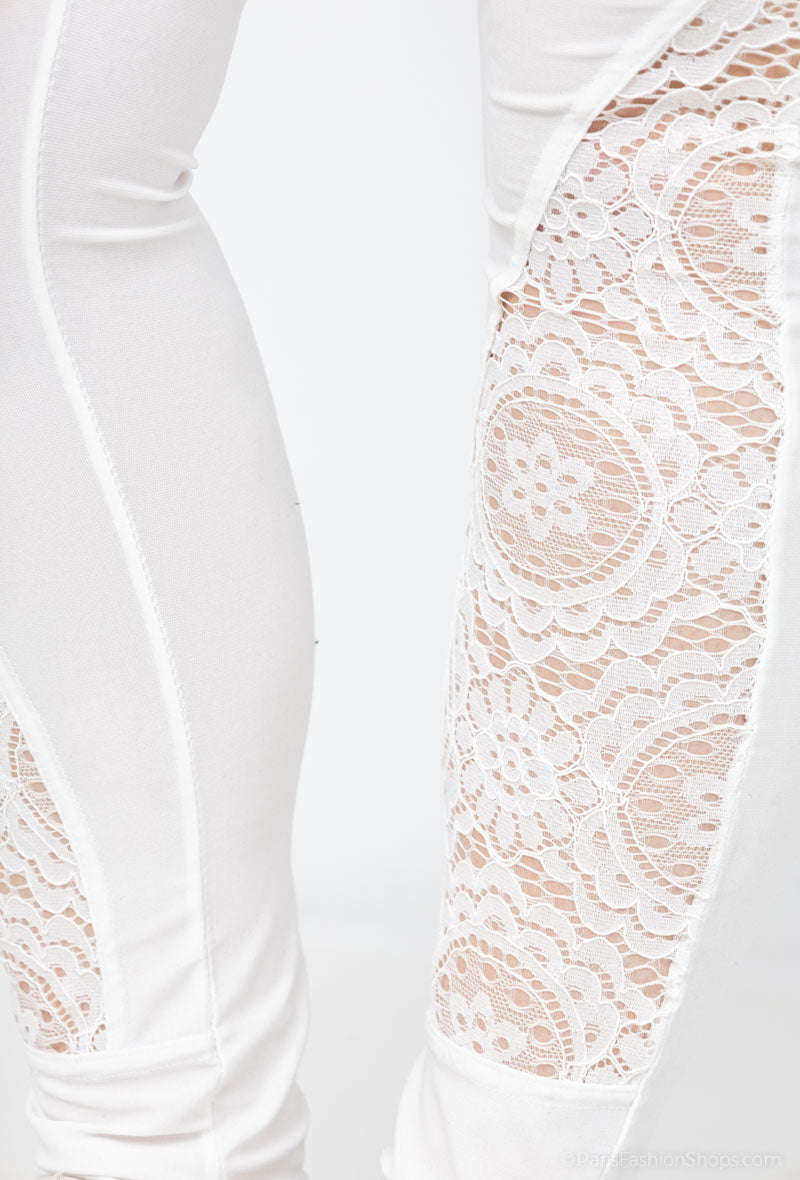 Legging med spetsdetaljer i Plus Size