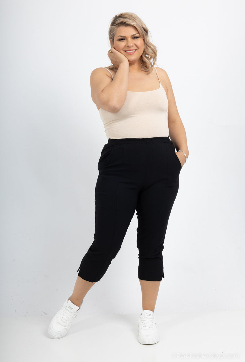 Plus Size Cropped Stretch Pants