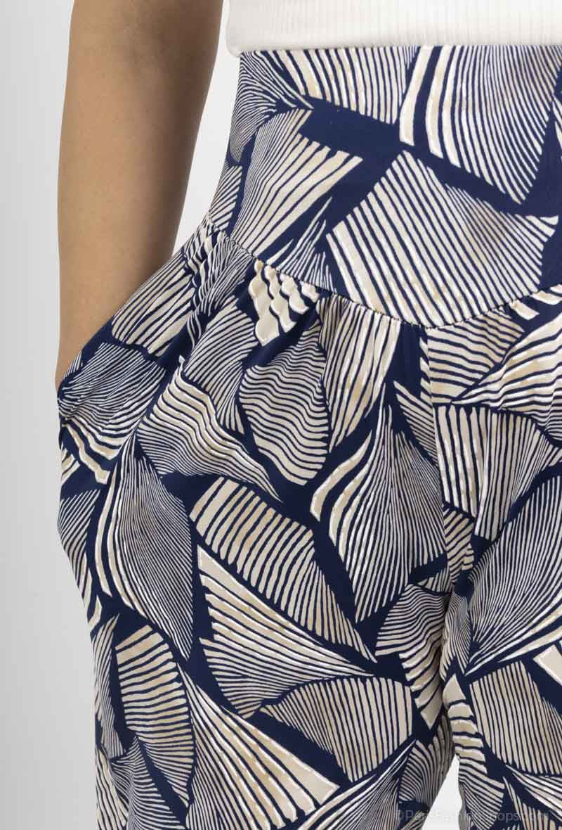 Sju-punkts tryckta cropped byxor med elastisk midja i Plus Size