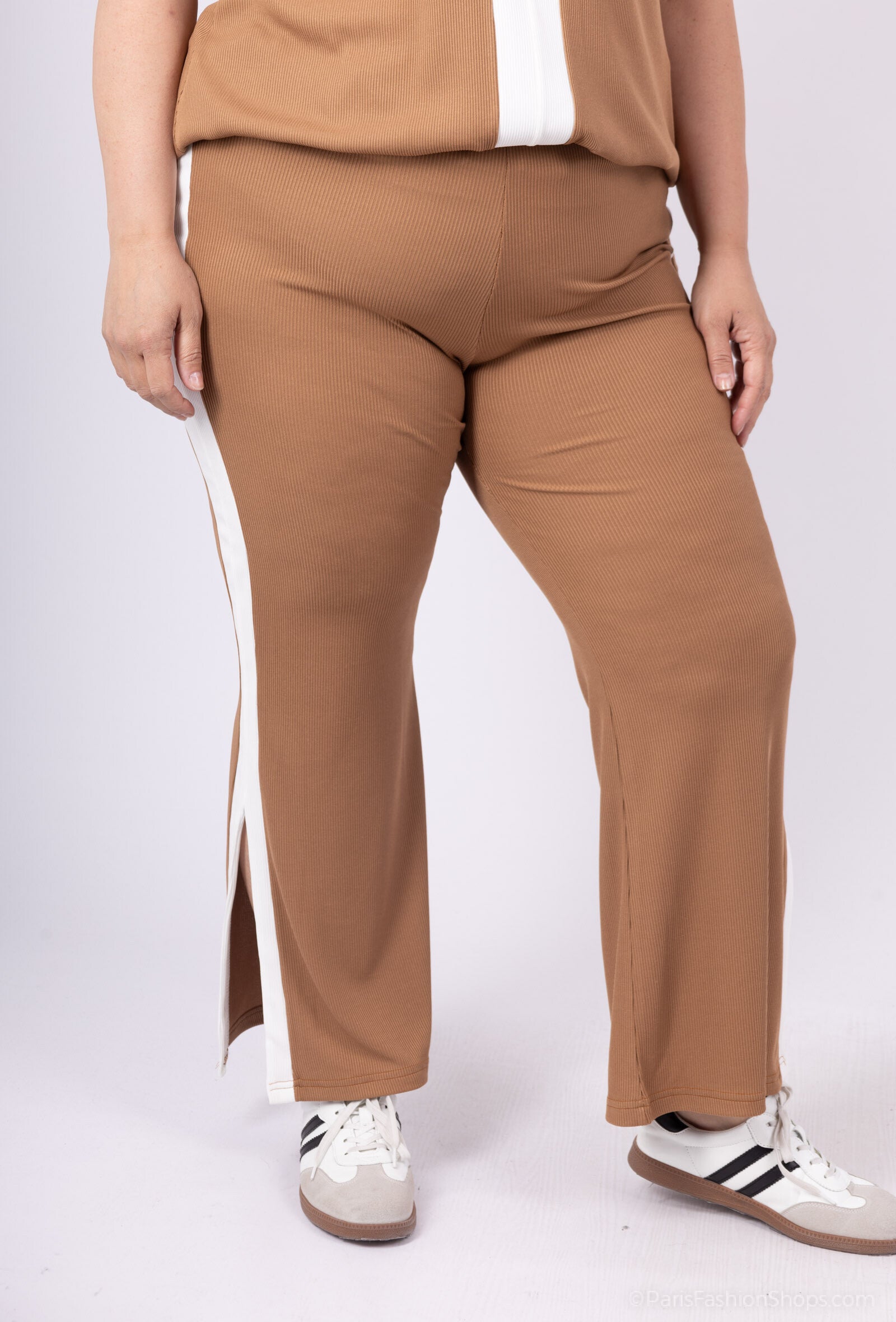 Plus Size Tvåfärgad Elastisk Byxa med Sidoflik och Sprund