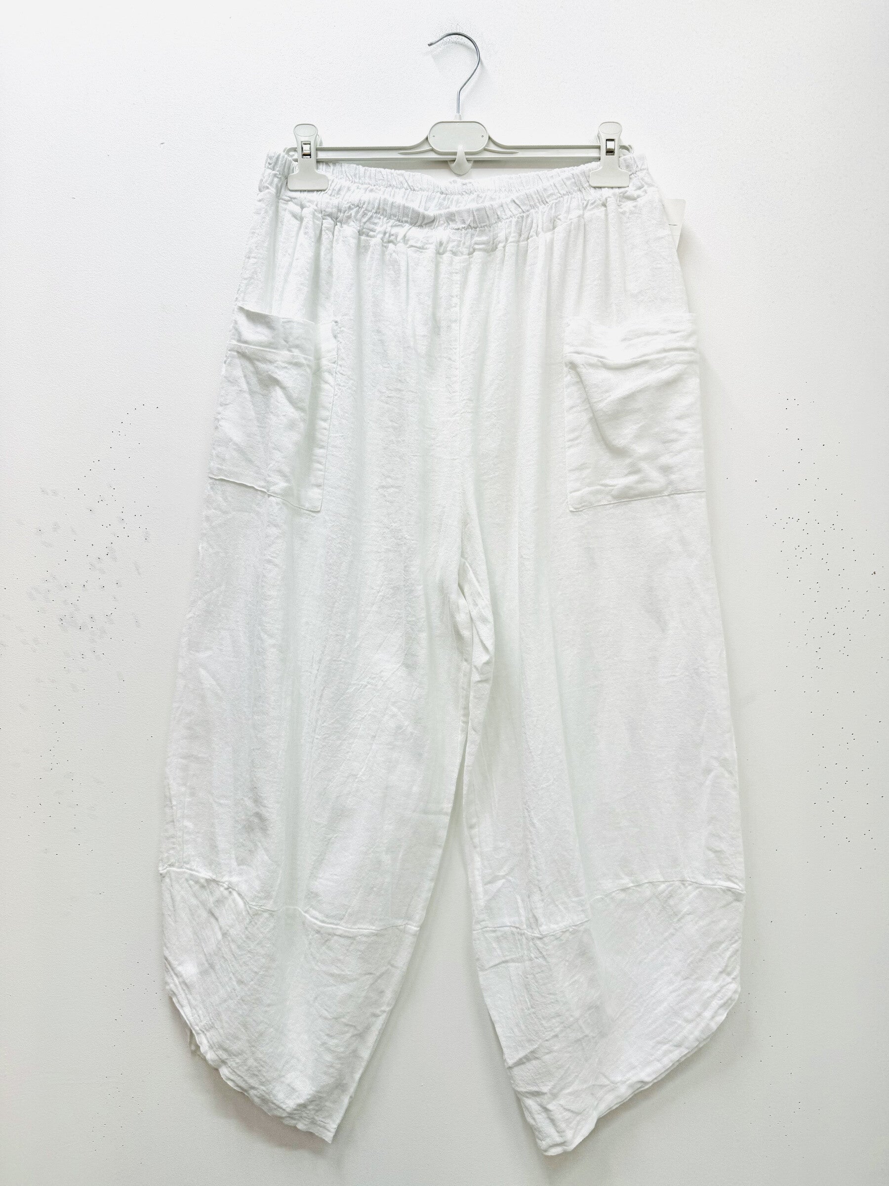 Light/Sarouel cargo pantacourt in cotton/linen mixture i Stor Storlek