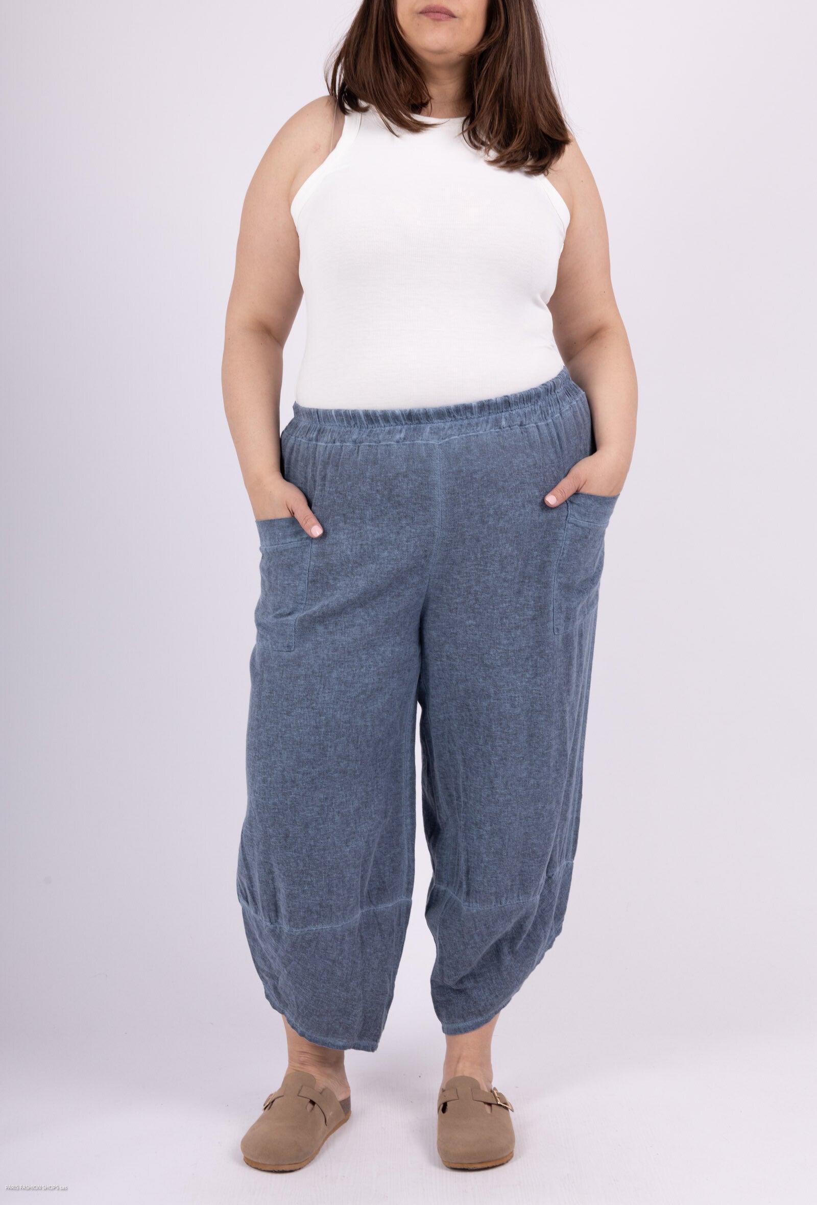 Light/Sarouel cargo pantacourt in cotton/linen mixture i Stor Storlek