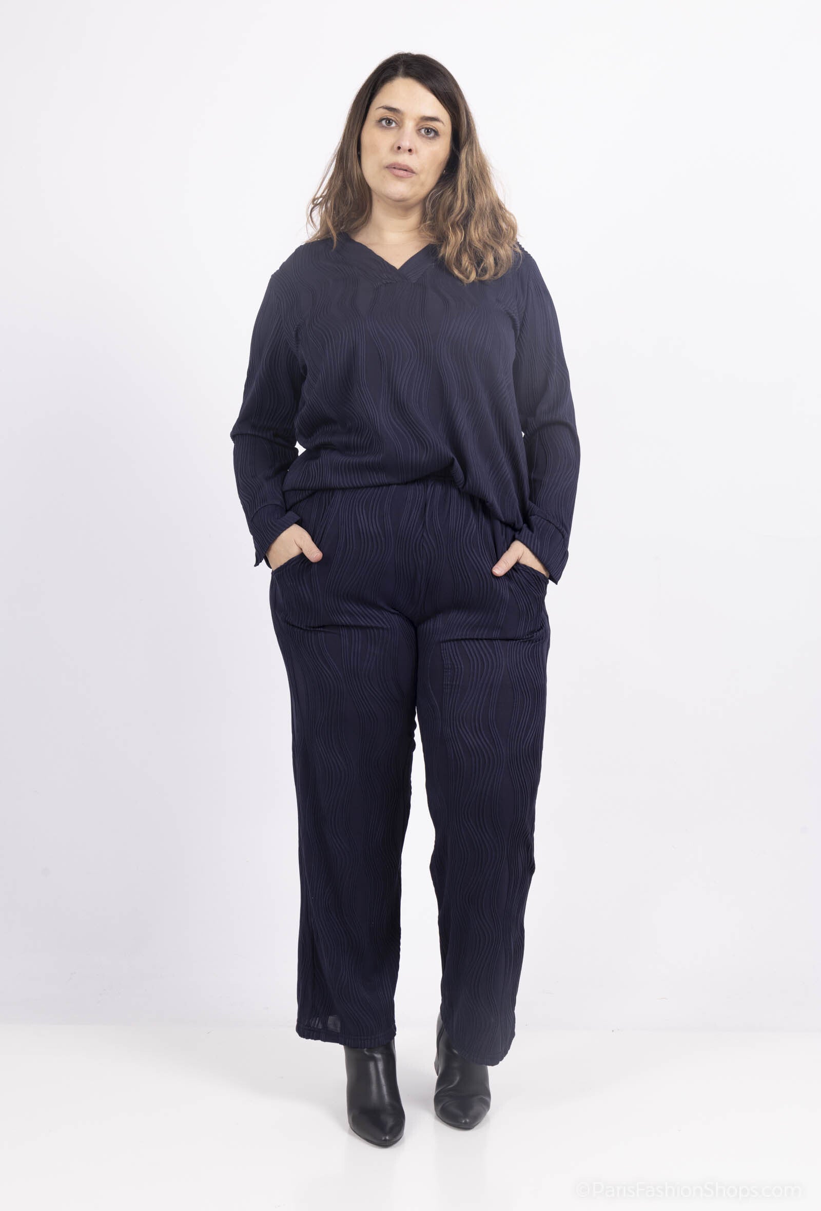 Avslappnade byxor med elastisk midja i plusstorlek