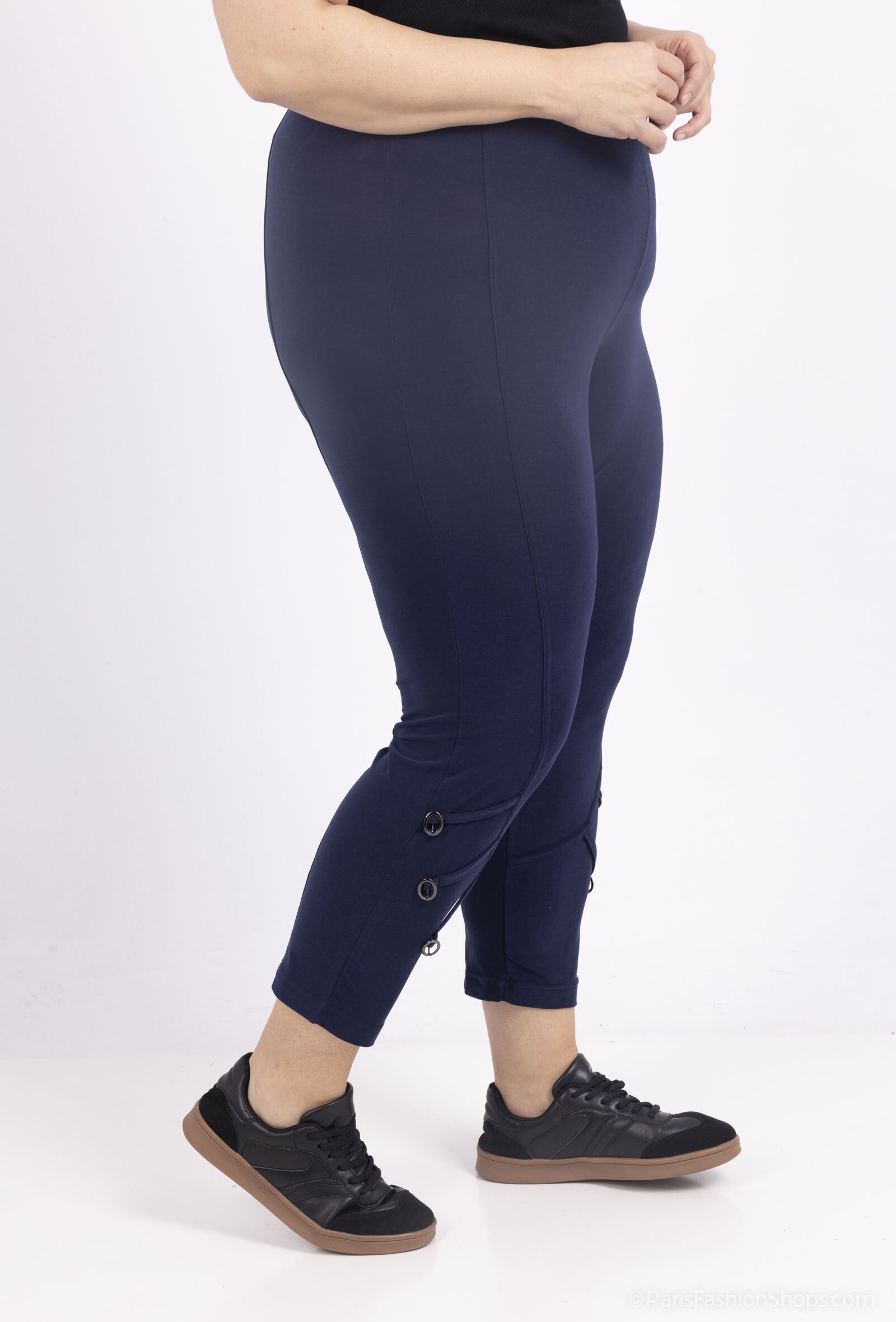 Byxor med stretchdetalj i Plus Size