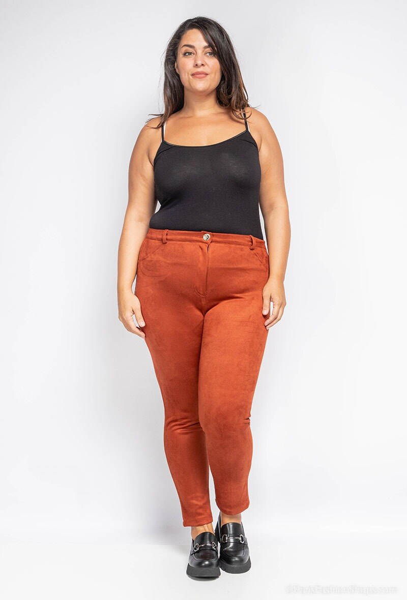 Suede pants i Stor Storlek