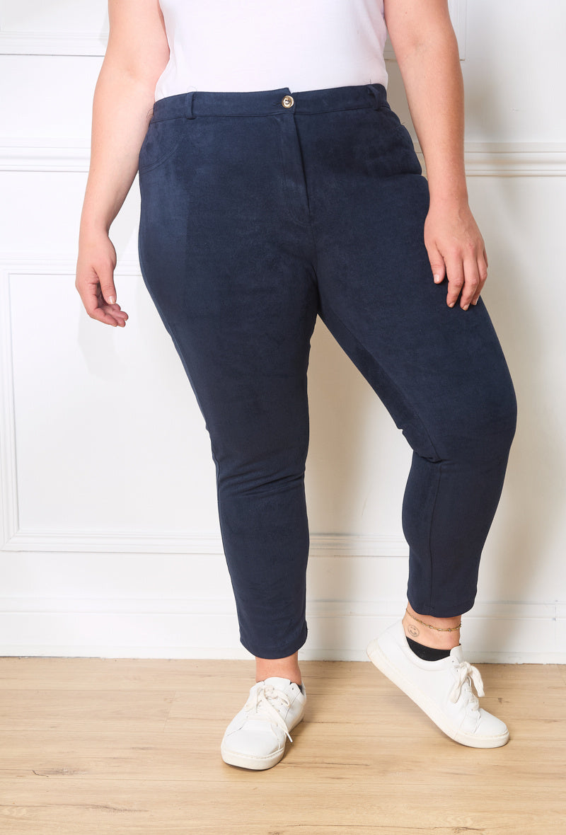 Suede pants i Stor Storlek