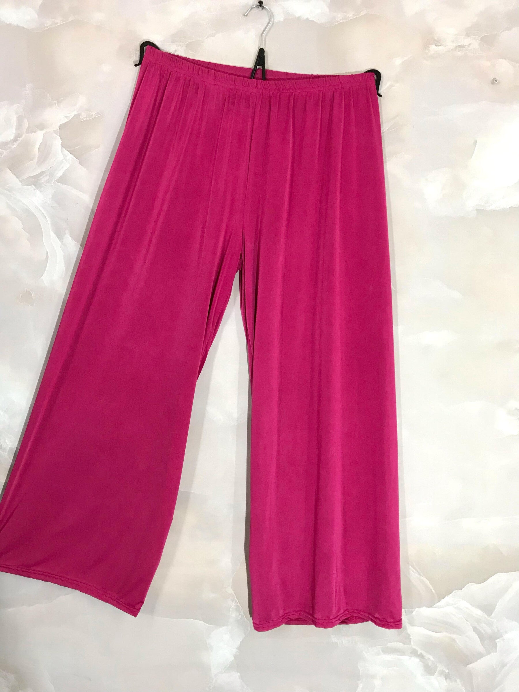 Fluid Pants Kiss Kiss Wide Legs T40 till T50 i Stor Storlek