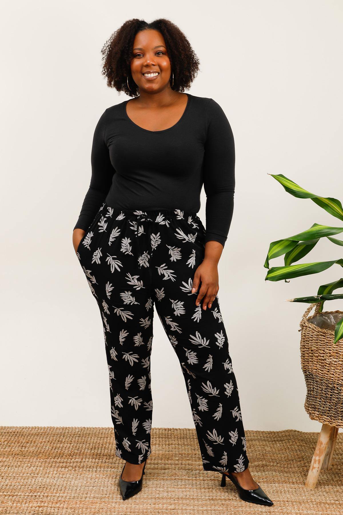 Plus size pants i Stor Storlek med Bladtryck