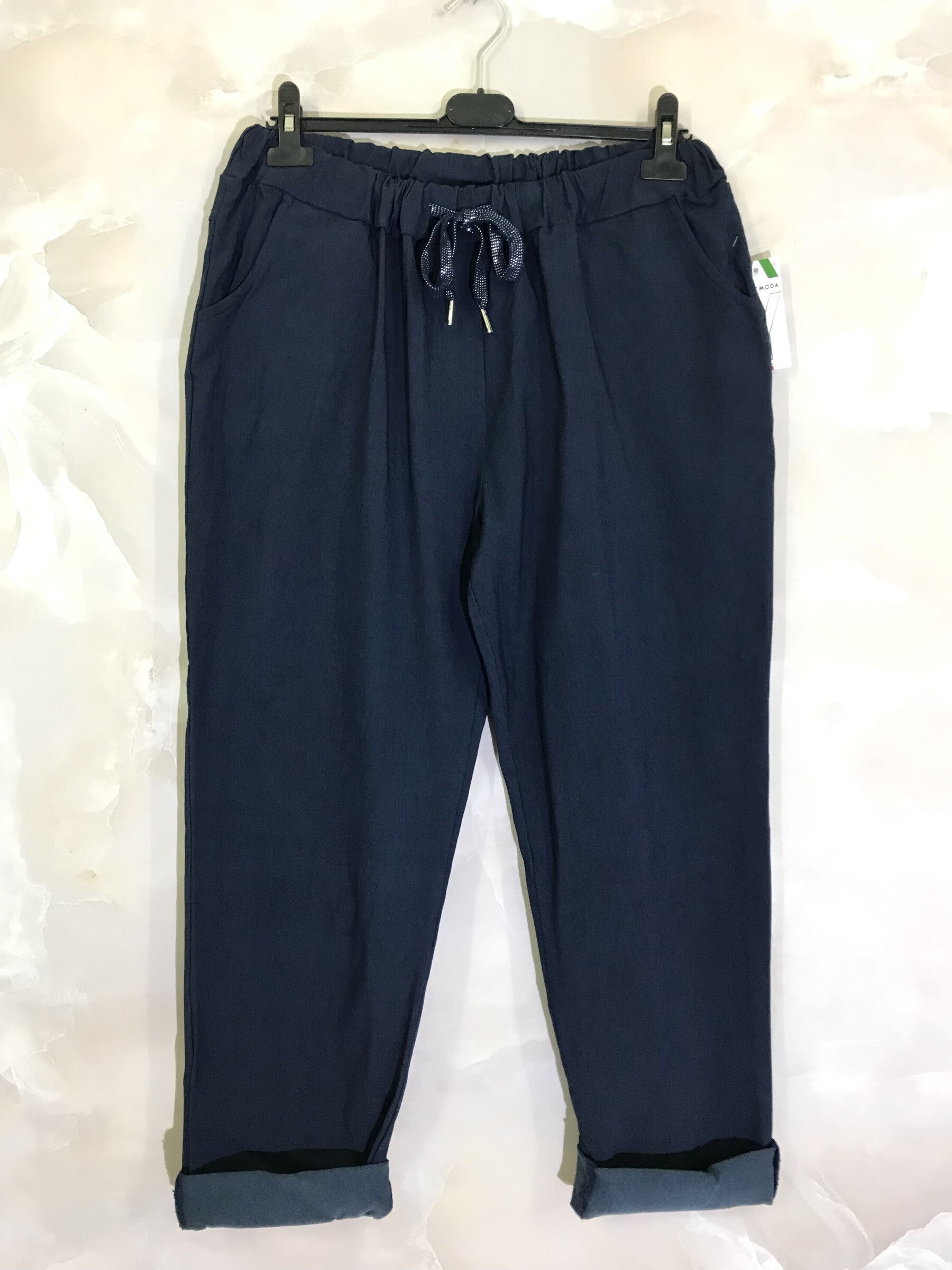 Plus Size Magic Pants med Extra Stretch och Fickor