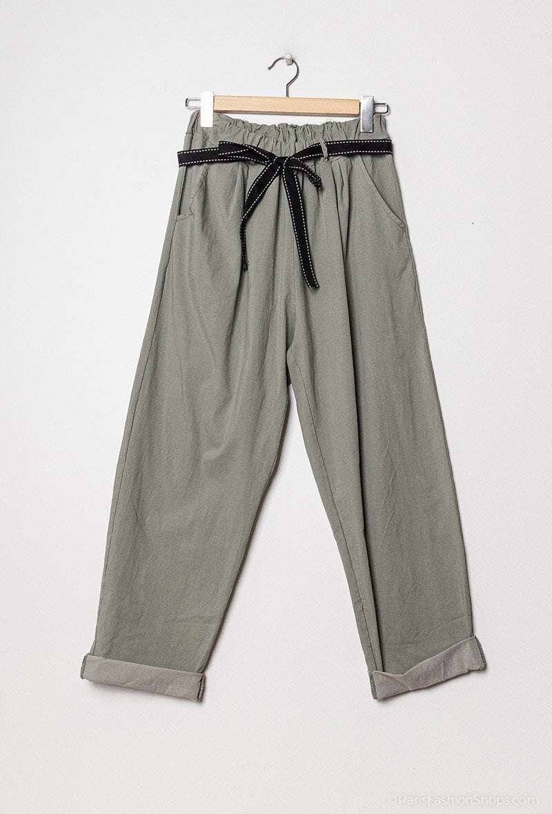 High waisted paper bag effect trousers with waistband i Stor Storlek