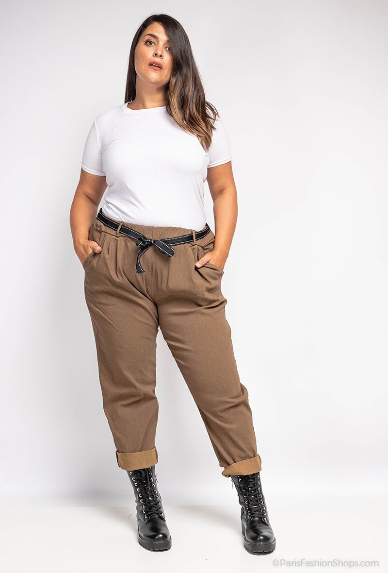 High waisted paper bag effect trousers with waistband i Stor Storlek