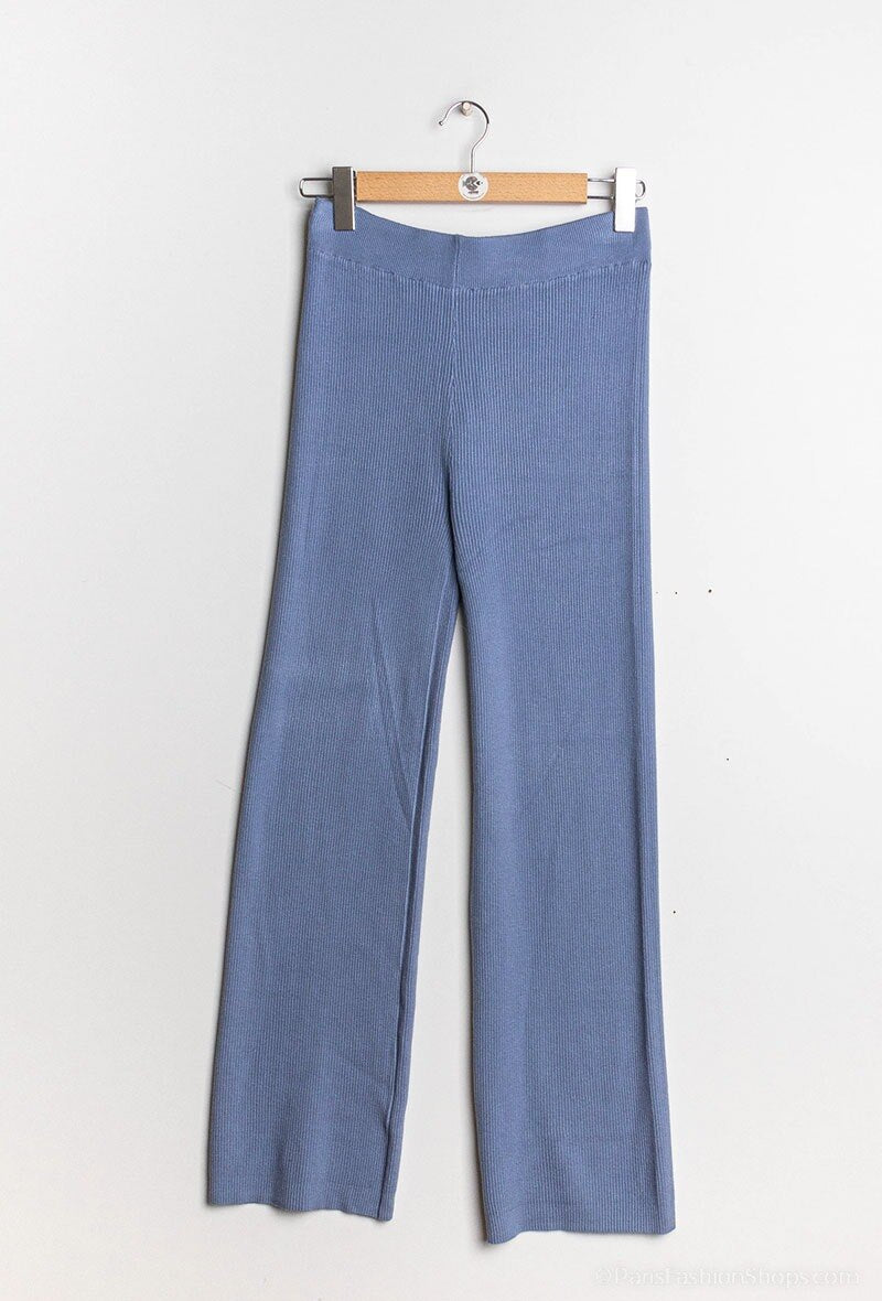 Plus Size Mesh Pants - Soft Knit Winter Comfort