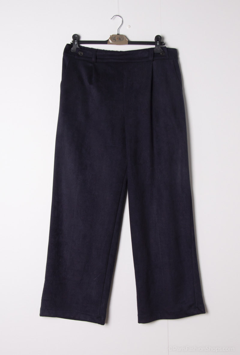 Plus Size Belted suede pants