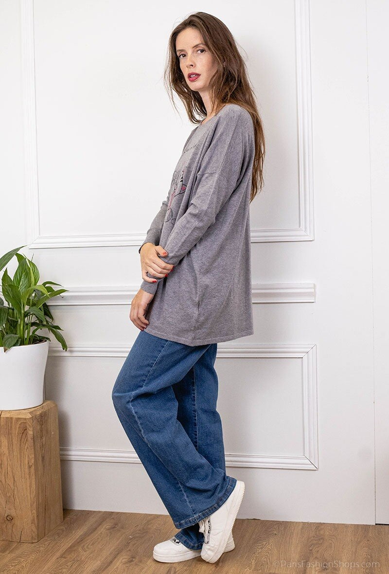 Tryckt stickad tröja i stor storlek