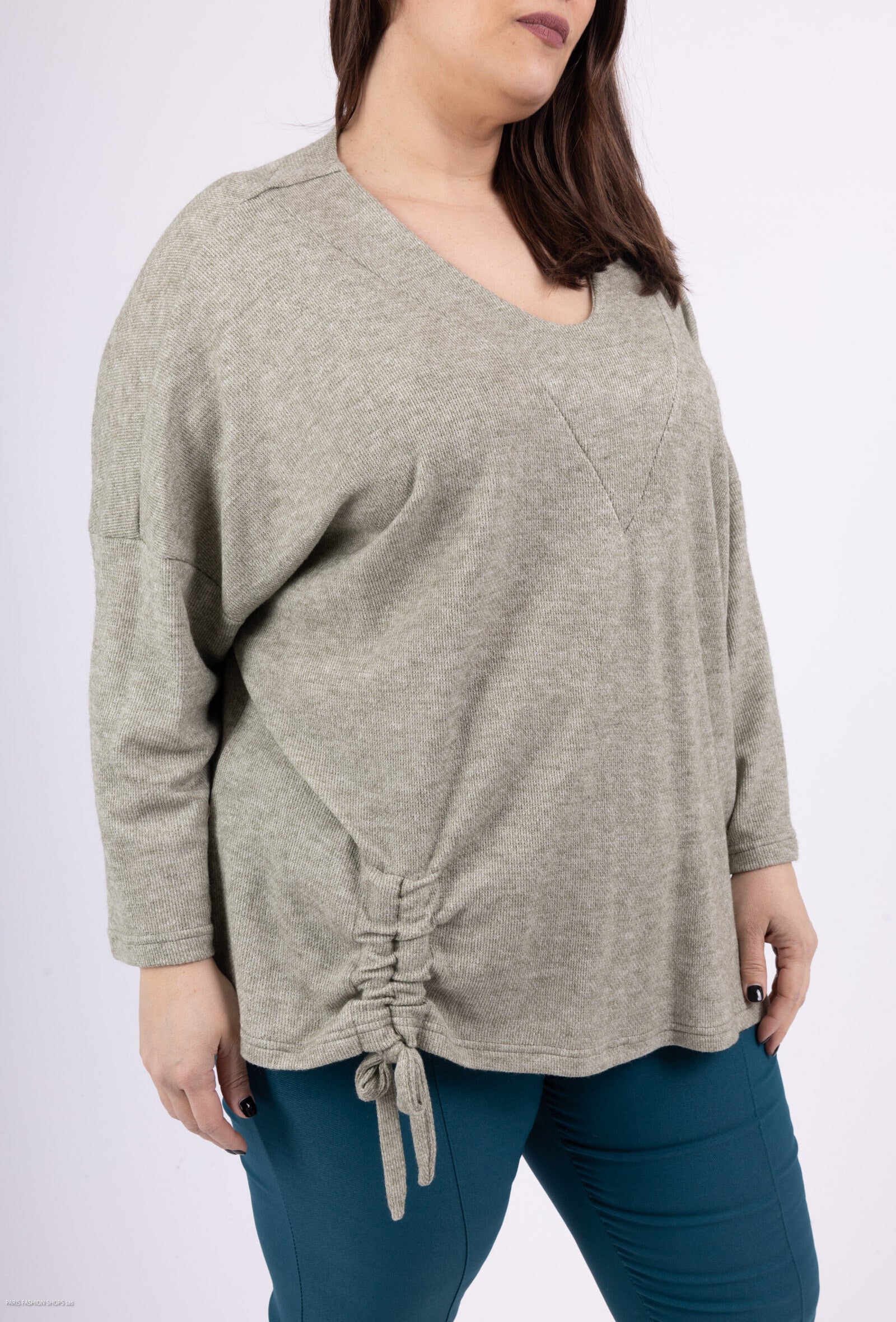 Knit sweater med batwingärmar och rosett i plusstorlek