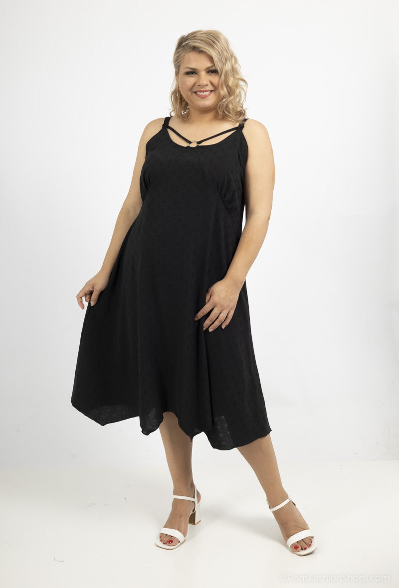 Plus Size Klänning med Fina Spännen i Linne