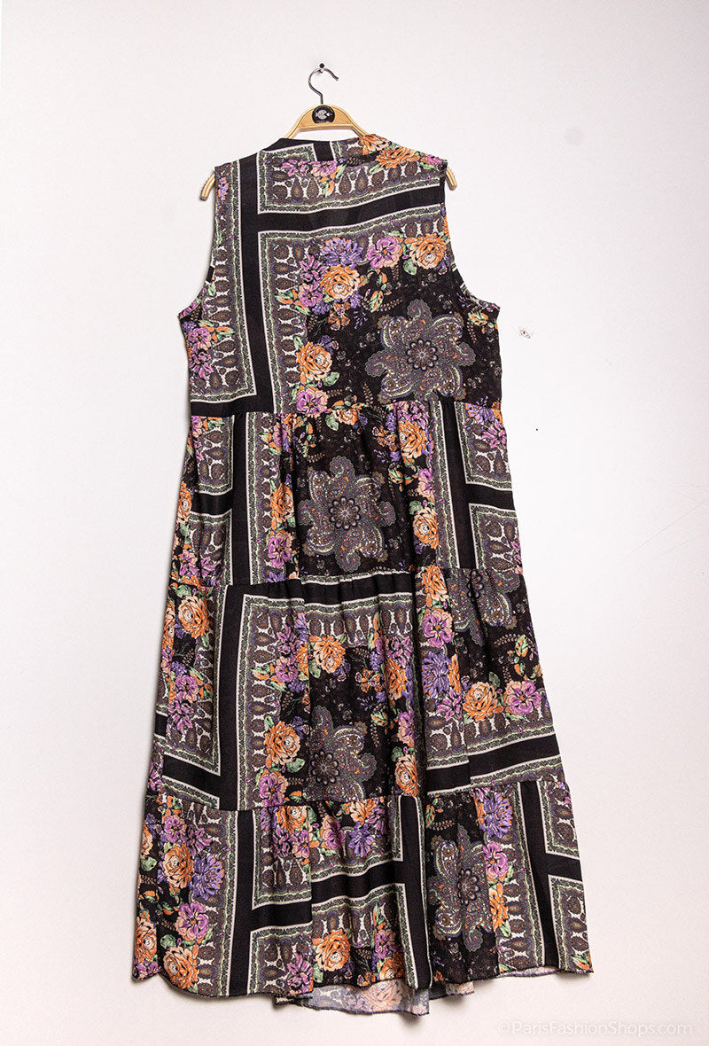 Blommig klänning i Plus Size