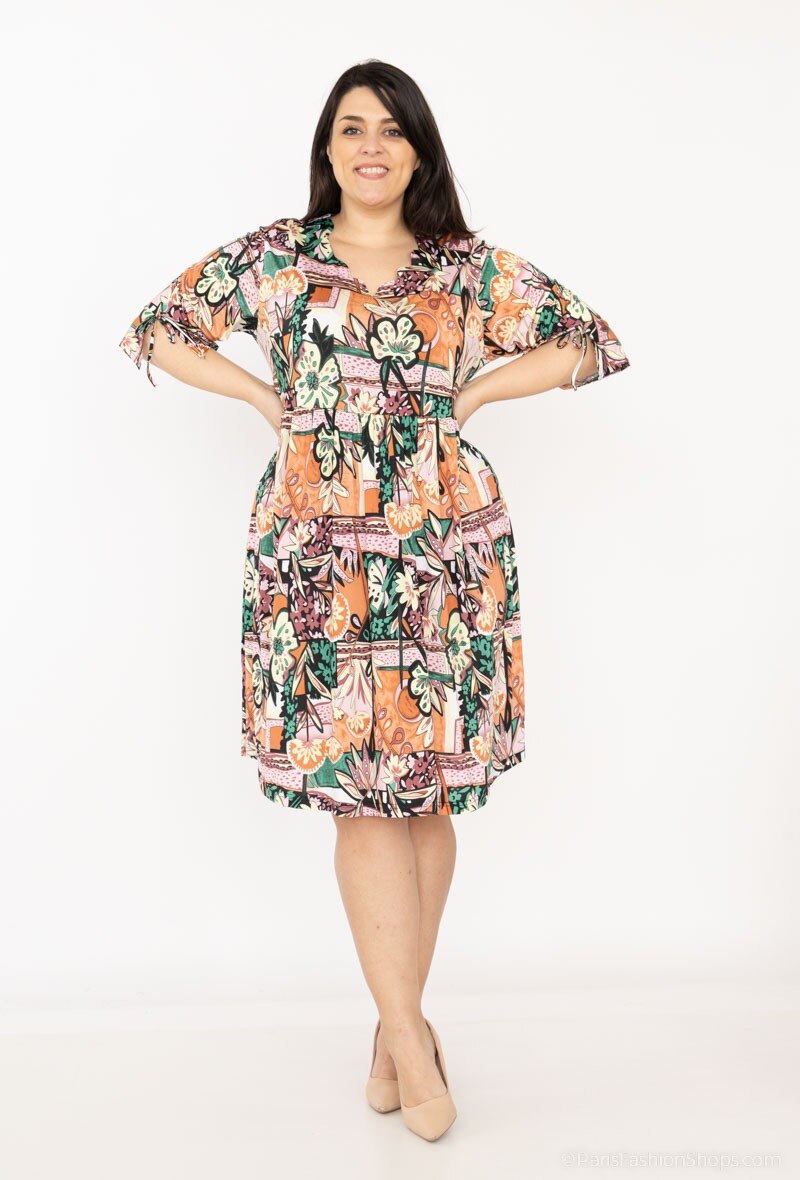 Tropical print dress Scalloped collar i Stor Storlek