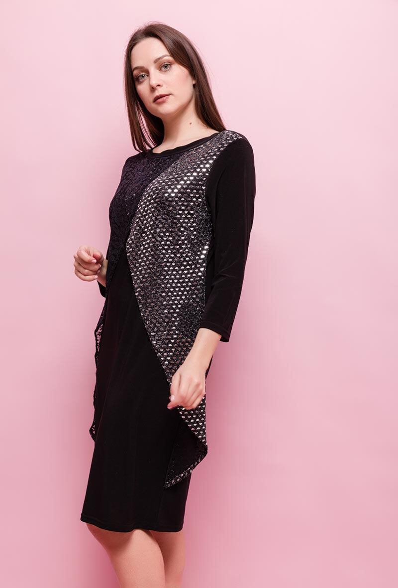 Dress with shiny detail i Stor Storlek