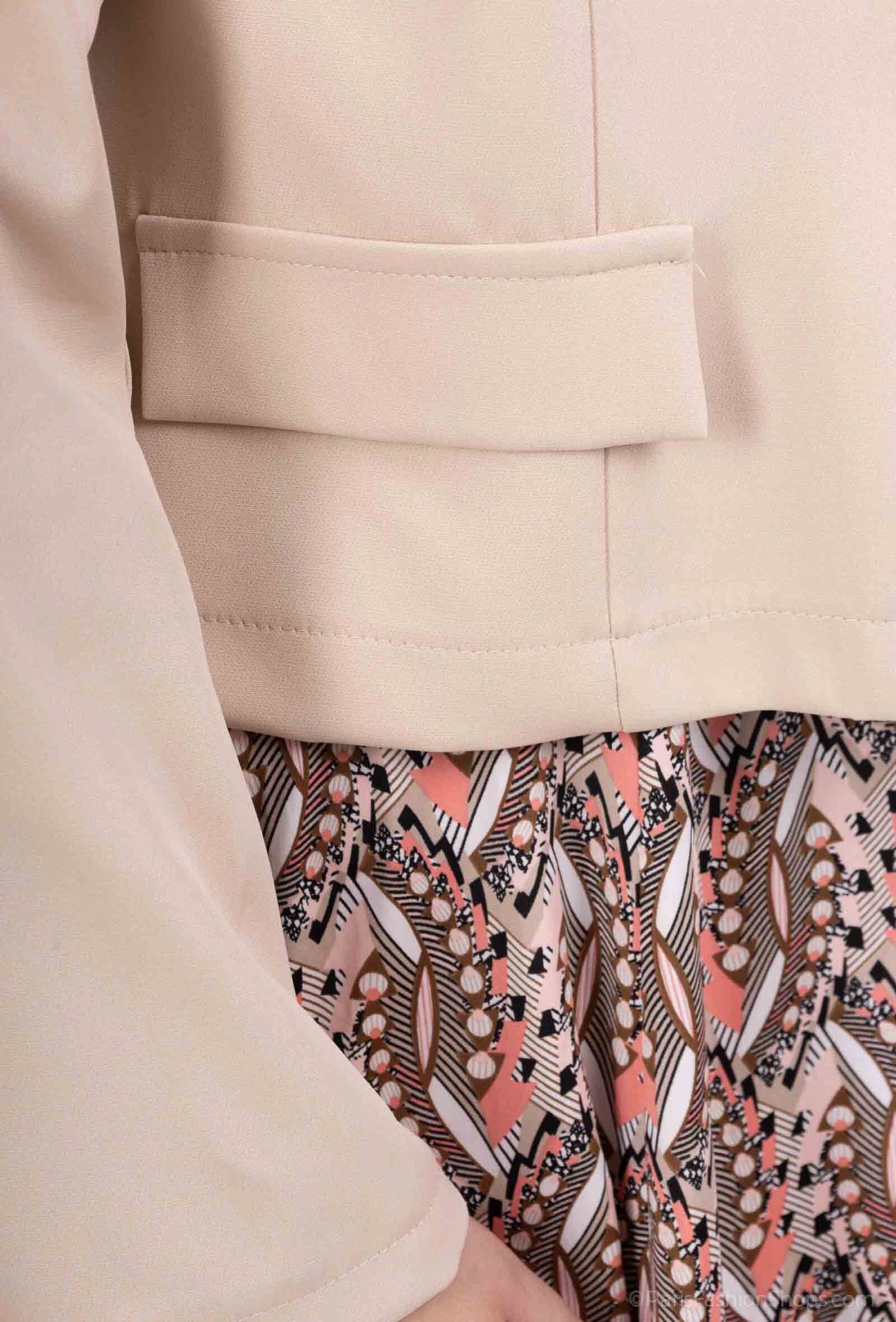 Plus Size Vase Printed Dress with Jacket