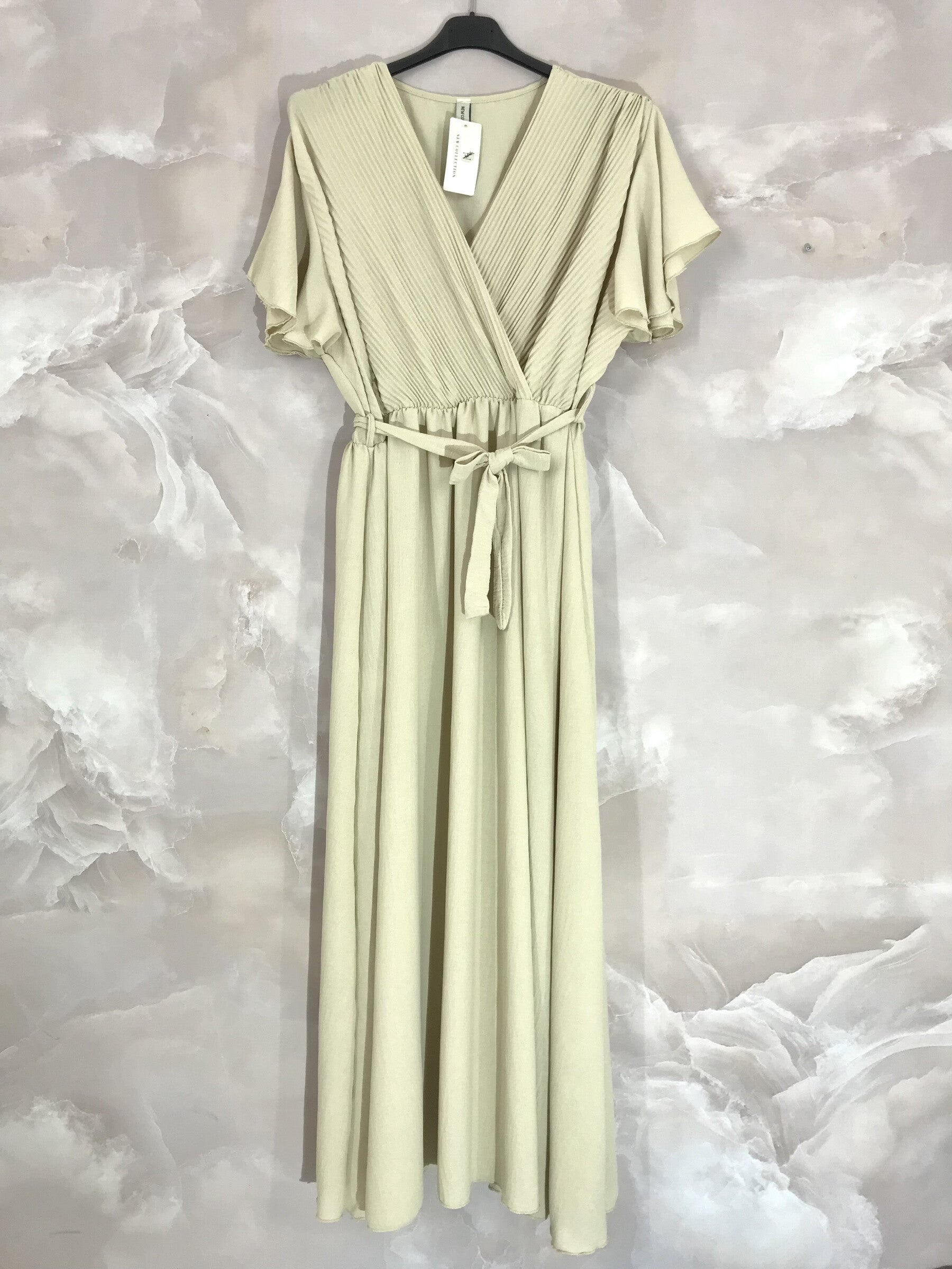 Long-size T38 Large Size Cache Dress at T60 i Stor Storlek