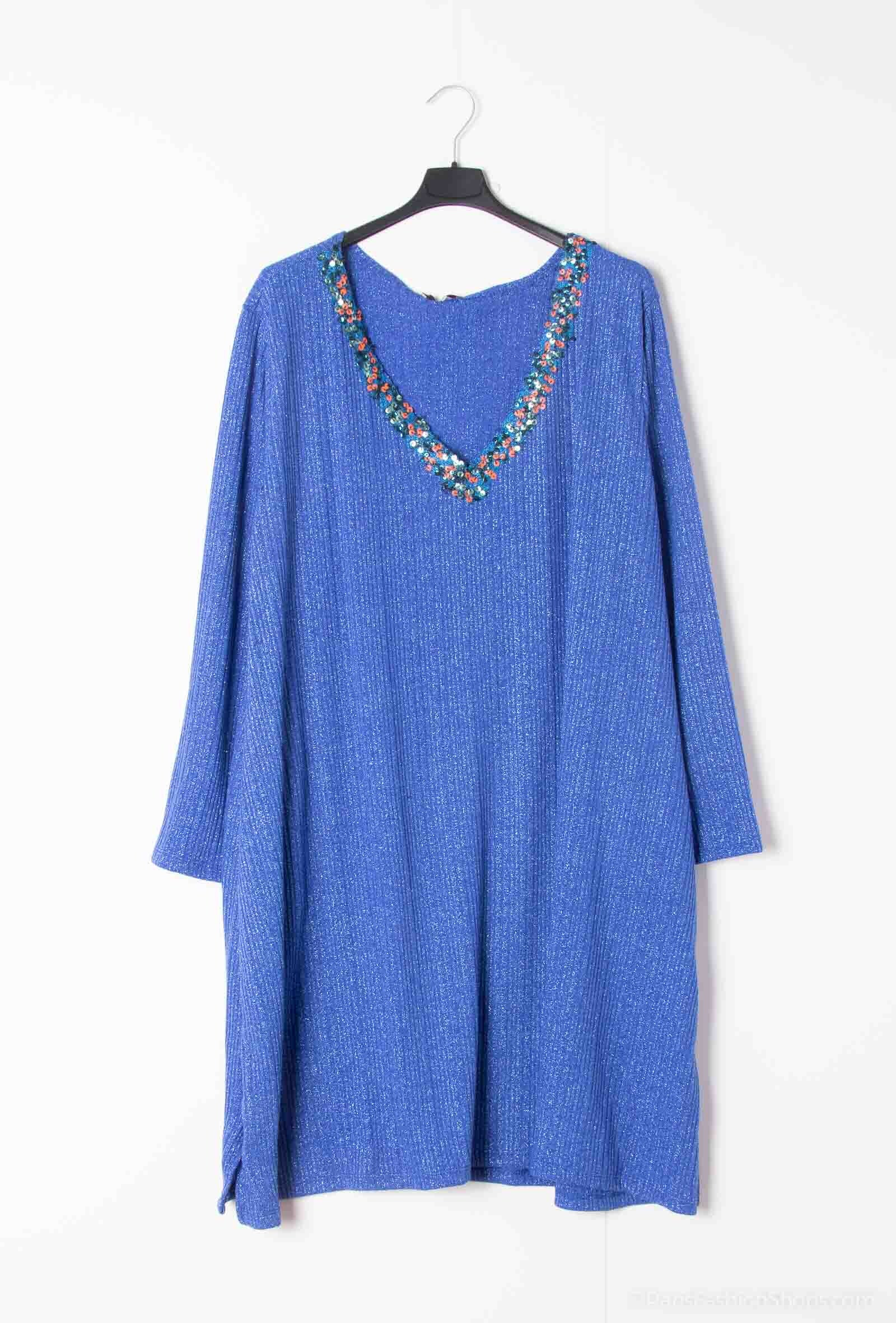 DRESS i Stor Storlek