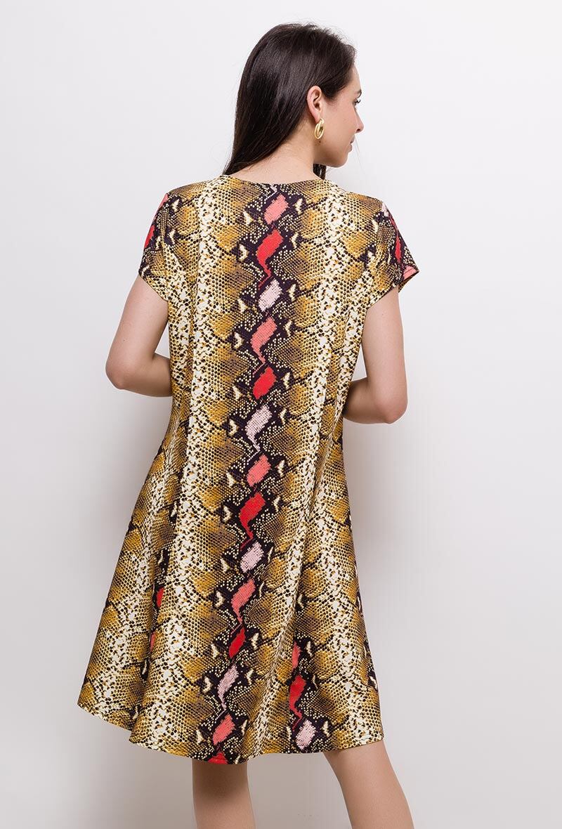 DRESSES i Stor Storlek - Flödande och Elegant Klänning