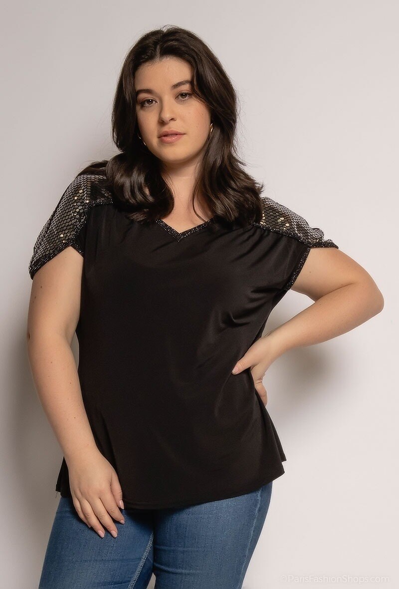 T-shirt with sparkly yoke i Stor Storlek