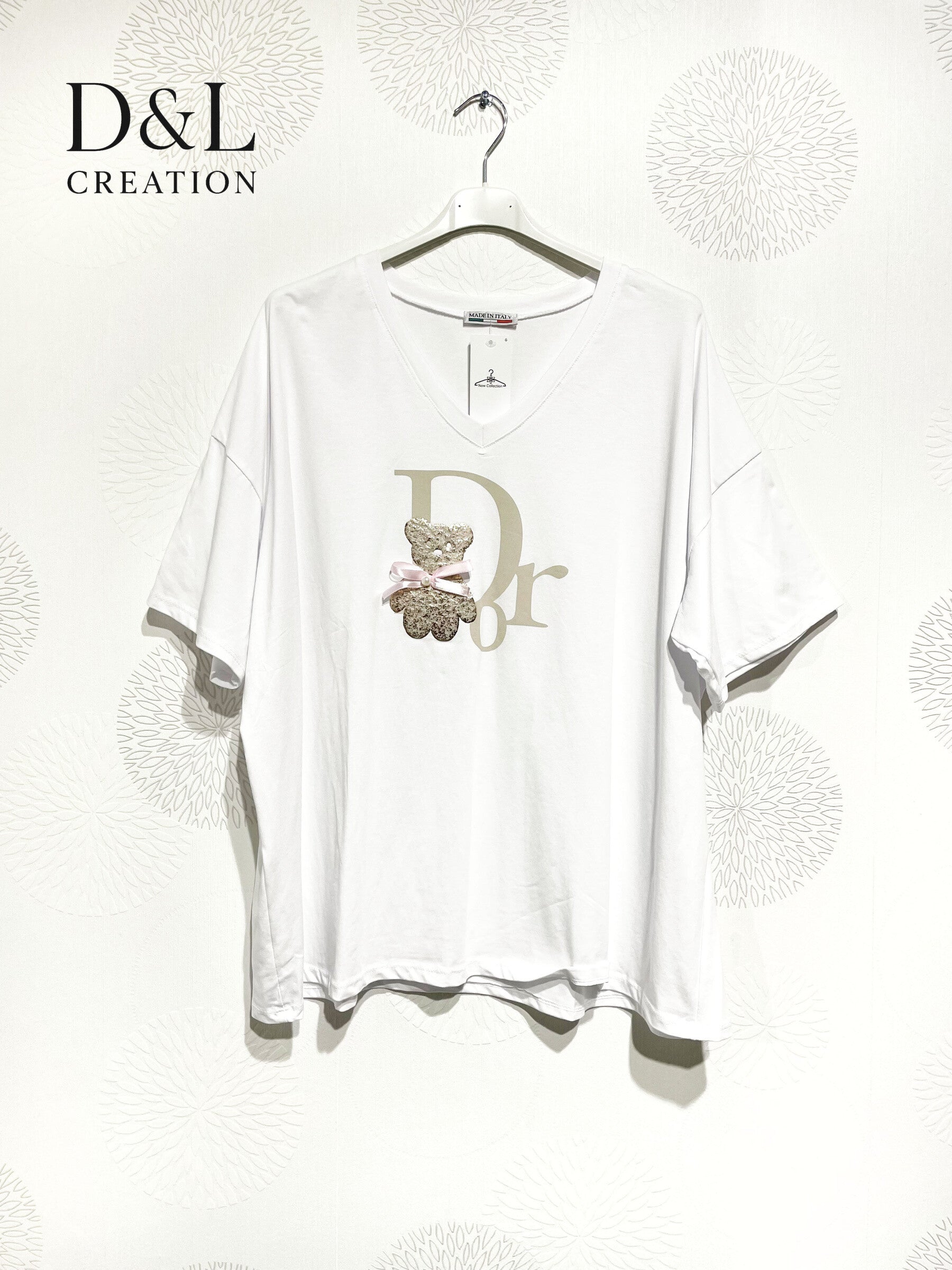 Stor V-hals T-shirt i T40 tryckt bomull till T56