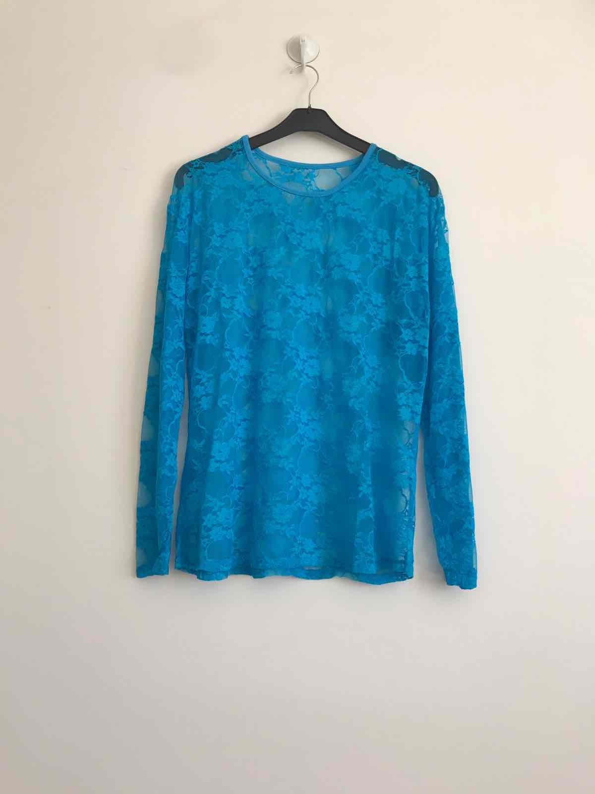 Rundhalsad spetsblus i Stor Storlek