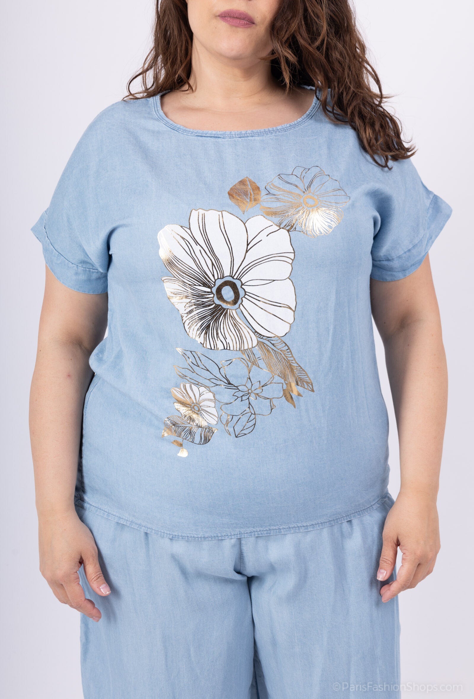 Tenncel jeans top med gyllene blommönster T38 till T46 i Stor Storlek